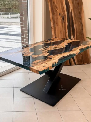 Olive wood turquoise resin dining table Camaleonte with solid olive wood and matte black metal frame